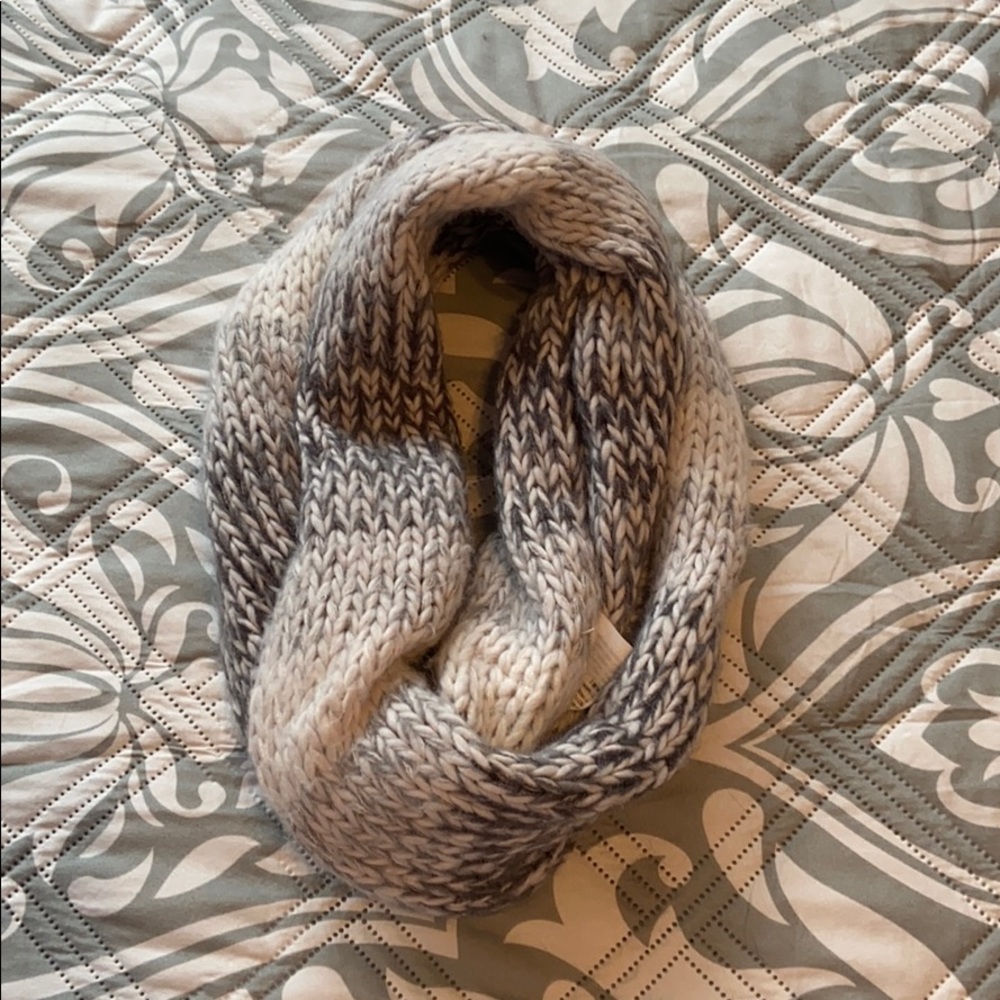 COPY - scarf